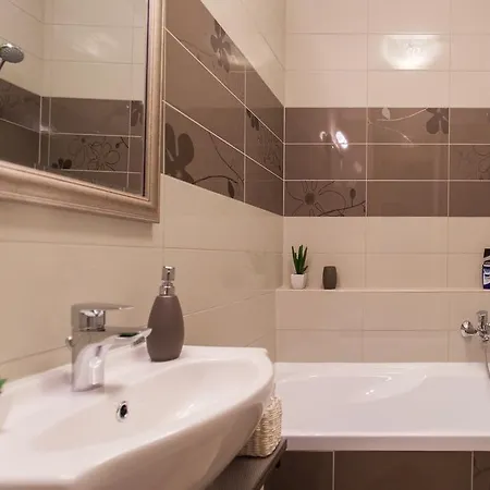 Daire Rosenthal Apartman Peçuy